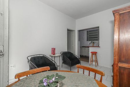 Sala de apartamento à venda com 1 quarto, 40m² em Auxiliadora, Porto Alegre