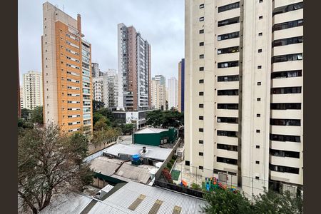 Apartamento para alugar com 71m², 2 quartos e 1 vaga Apartamento para alugar com 71m², 2 quartos e 1 vagaVista da Varanda da Sala/Cozinha