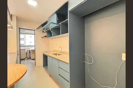 Apartamento para alugar com 71m², 2 quartos e 1 vaga Apartamento para alugar com 71m², 2 quartos e 1 vagaSala/Cozinha