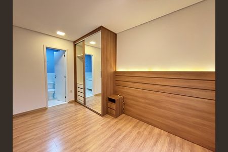 Suíte de apartamento para alugar com 2 quartos, 71m² em Moema, São Paulo