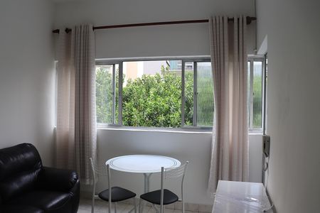 Studio para alugar com 32m², 1 quarto e sem vagaSala