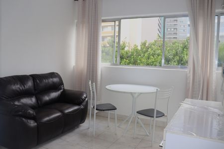 Studio para alugar com 32m², 1 quarto e sem vagaSala