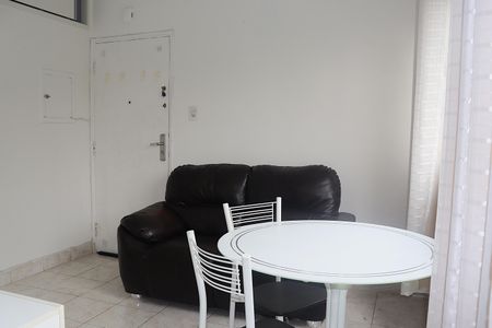 Studio para alugar com 32m², 1 quarto e sem vagaSala