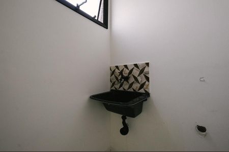 Casa para alugar com 50m², 1 quarto e sem vaga Casa para alugar com 50m², 1 quarto e sem vagaCozinha e Área de Serviço