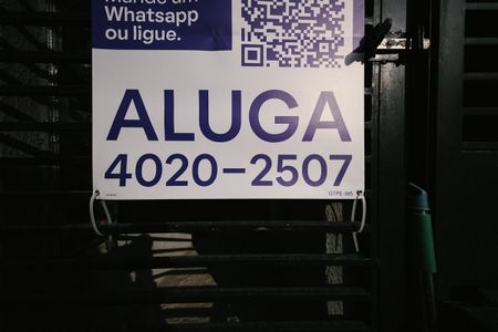 Casa para alugar com 50m², 1 quarto e sem vaga Casa para alugar com 50m², 1 quarto e sem vagaPlaquinha