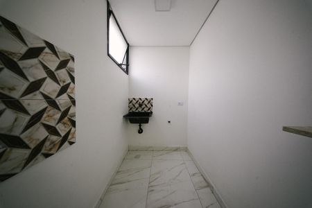 Casa para alugar com 50m², 1 quarto e sem vaga Casa para alugar com 50m², 1 quarto e sem vagaCozinha e Área de Serviço