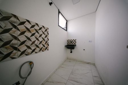 Casa para alugar com 50m², 1 quarto e sem vaga Casa para alugar com 50m², 1 quarto e sem vagaCozinha e Área de Serviço