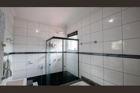 Casa à venda com 319m², 7 quartos e 4 vagasBanheiro da Suíte