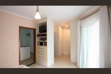 Casa à venda com 319m², 7 quartos e 4 vagasSuíte