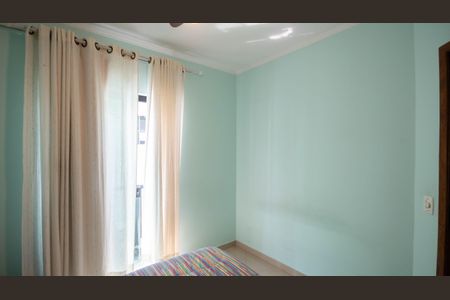 Casa à venda com 319m², 7 quartos e 4 vagasQuarto 2