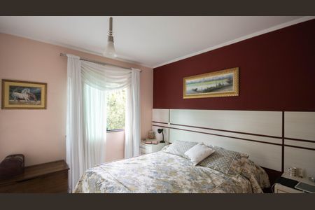 Casa à venda com 319m², 7 quartos e 4 vagasSuíte