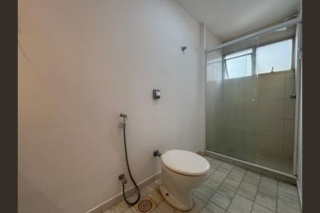 Apartamento à venda com 86m², 2 quartos e 2 vagas Apartamento à venda com 86m², 2 quartos e 2 vagasBanheiro da Suíte