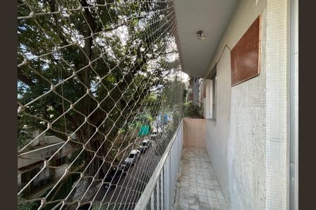 Apartamento à venda com 86m², 2 quartos e 2 vagas Apartamento à venda com 86m², 2 quartos e 2 vagasVaranda da Suíte