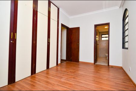 Apartamento à venda com 110m², 3 quartos e 1 vagaSuite