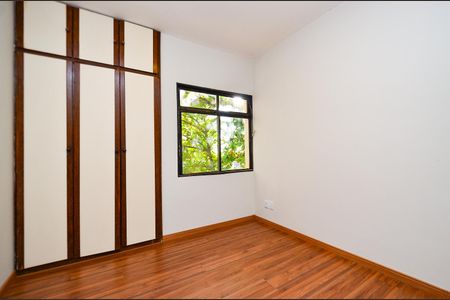 Apartamento à venda com 110m², 3 quartos e 1 vagaQuarto 2