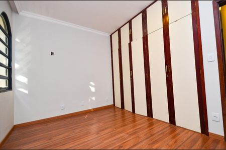 Apartamento à venda com 110m², 3 quartos e 1 vagaSuite
