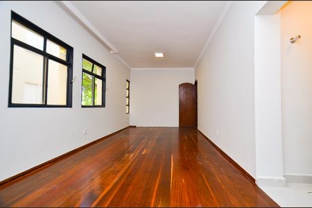 Apartamento à venda com 110m², 3 quartos e 1 vagaSala de estar