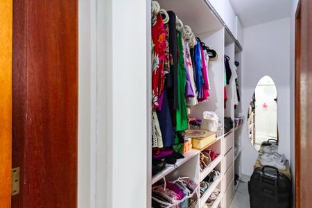 Apartamento à venda com 157m², 4 quartos e 2 vagasCloset da suíte 4