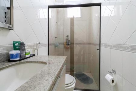 Apartamento à venda com 157m², 4 quartos e 2 vagasBanheiro social