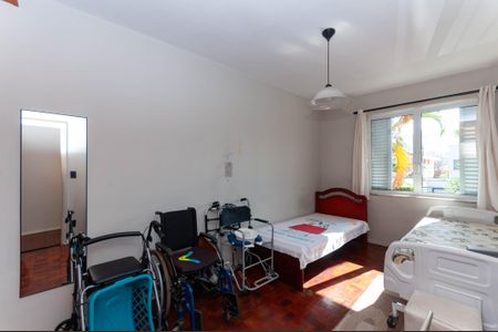 Casa à venda com 333m², 3 quartos e 10 vagasQuarto 2