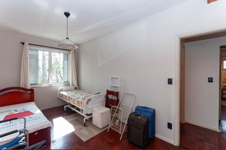 Casa à venda com 333m², 3 quartos e 10 vagasQuarto 2