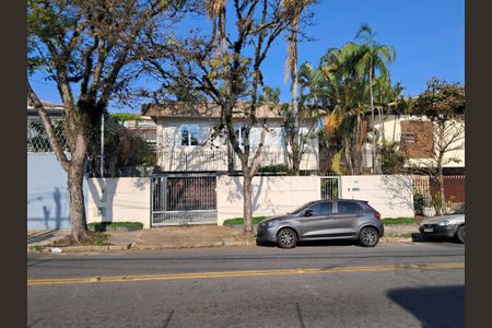 Casa à venda com 333m², 3 quartos e 10 vagasFachada