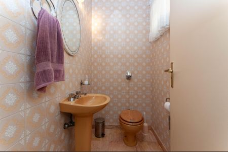 Casa à venda com 333m², 3 quartos e 10 vagasLavabo