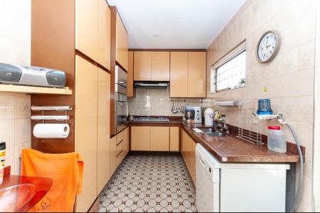 Casa à venda com 333m², 3 quartos e 10 vagasCozinha