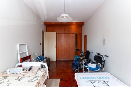 Casa à venda com 333m², 3 quartos e 10 vagasQuarto 2