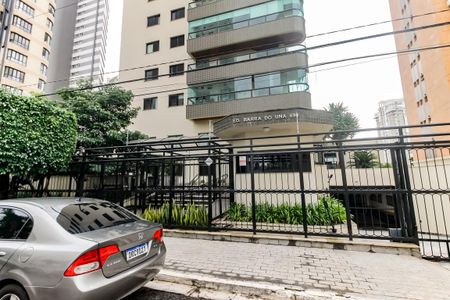 Apartamento à venda com 163m², 4 quartos e 3 vagasFachada e portaria