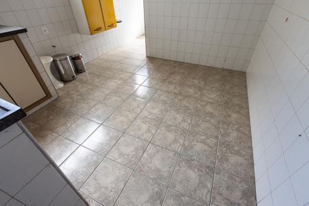 Casa à venda com 280m², 4 quartos e 1 vagaCozinha