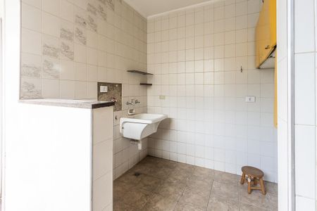 Casa à venda com 280m², 4 quartos e 1 vagaÁrea de Serviço