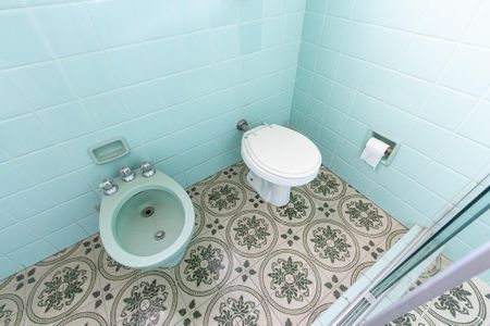 Casa à venda com 280m², 4 quartos e 1 vagaBanheiro 1