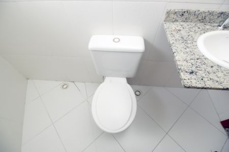 Casa à venda com 128m², 2 quartos e 2 vagasBanheiro da Suíte 1