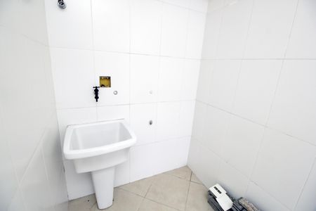 Casa à venda com 128m², 2 quartos e 2 vagasÁrea de Serviço