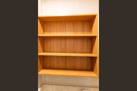 Apartamento à venda com 38m², 2 quartos e sem vaga Apartamento à venda com 38m², 2 quartos e sem vagaBanheiro Social