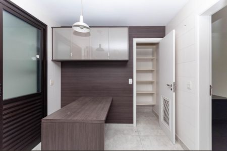 Apartamento à venda com 178m², 3 quartos e 3 vagas Apartamento à venda com 178m², 3 quartos e 3 vagasCozinha