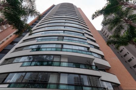 Apartamento à venda com 178m², 3 quartos e 3 vagas Apartamento à venda com 178m², 3 quartos e 3 vagasFachada