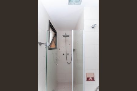 Apartamento à venda com 178m², 3 quartos e 3 vagas Apartamento à venda com 178m², 3 quartos e 3 vagasBanheiro da Suíte 2