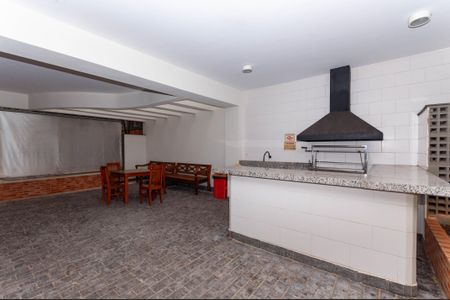 Apartamento à venda com 178m², 3 quartos e 3 vagas Apartamento à venda com 178m², 3 quartos e 3 vagasÁrea comum - Churrasqueira
