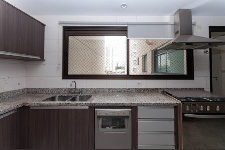 Apartamento à venda com 178m², 3 quartos e 3 vagas Apartamento à venda com 178m², 3 quartos e 3 vagasCozinha