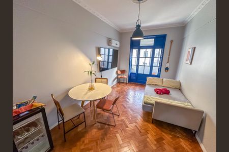 Apartamento para alugar com 26m², 1 quarto e sem vagaSala/Quarto