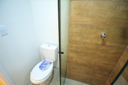 Apartamento à venda com 54m², 2 quartos e sem vaga Apartamento à venda com 54m², 2 quartos e sem vagaBanheiro