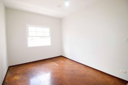 Casa para alugar com 142m², 3 quartos e 2 vagas