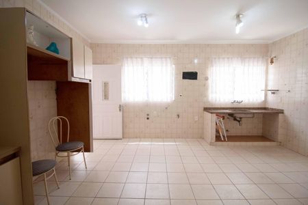 Casa para alugar com 142m², 3 quartos e 2 vagas