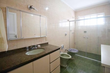 Casa para alugar com 142m², 3 quartos e 2 vagas