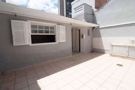 Casa para alugar com 142m², 3 quartos e 2 vagas