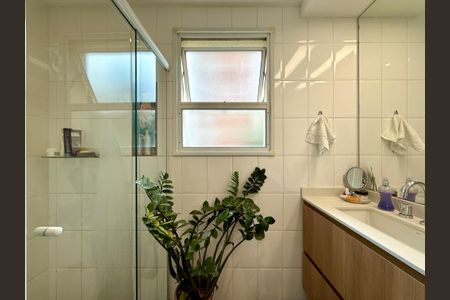 Apartamento à venda com 115m², 3 quartos e 2 vagasBanheiro Suíte 1