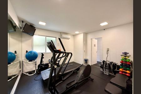 Apartamento à venda com 115m², 3 quartos e 2 vagasAcademia