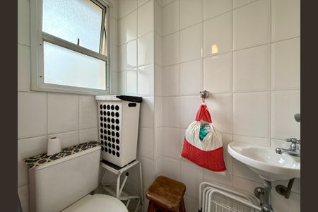 Apartamento à venda com 115m², 3 quartos e 2 vagasBanheiro de Serviço